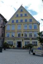 Mindelheim, Maximilianstrae mit Hotel, Restaurant und Weinstube  Alte Post  (Unterallgu/August 2011)