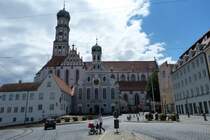 Augsburg - kath. Kirche St. Ulrich und Afra am Ende der Maximilianstrae (August 2011)