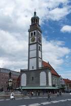 Augsburg - Perlachturm links vom Rathaus (August 2011)