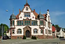 Altes Stadtgeb�ude an der B 415 kurz vor Ortsende Lahr - 03.09.2011