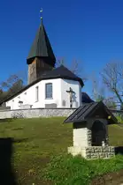 Knottenried, St. Oswald Kirche, erbaut im 13. Jahrhundert, verl�ngert nach 
Westen im Jahr 1661, Kreis Oberallg�u (23.10.2011)