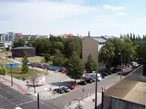 Berlin, Bernauer Stra�e, Gedenkst�tte Berliner Mauer, Blick vom Aussichtsturm zur Vers�hnungskapelle (15.08.2009)