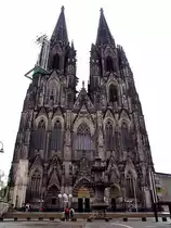 Fr�hmorgens vor dem K�lner Dom;110827 