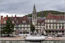 In Caudebec-en-Caux an der Seine steht eine sehenswerte Kirche. 05.10.2011