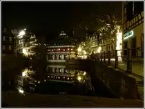 Mit Hilfe eines erfahrenen Fotografen ist es mir gelungen diese Nachtaufnahme der Maison des Tanneurs im Stadtteil Petite France in Strasbourg zu machen. 28.10.2011 (Jeanny)