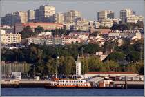 Die Flussstation Belm. Hier legen die Flussfhren an, die fr den Personennahverkehr in Lissabon unersetzlich sind. 11.10.2011