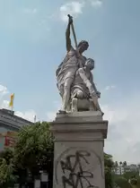 Berlin, Hallesche Tor-Br�cke, Skulptur 'Flussschifffahrt' von Otto Geyer (aufgenommen am 15.06.2011)