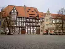 Braunschweig, Fachwerkh�user am Platz vor der Burg (04.04.2009)