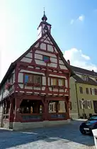 M�hlheim an der Donau, das Rathaus, ein gotischer Fachwerkbau, ca.um 1200 erbaut, Sept.2011 