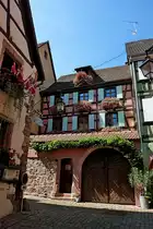 Reichenweier im Elsa�, mittelalterliches Flair in allen Gassen, Aug.2011