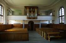 Limpach, Ref. Kirche, klassizistische Saalkirche mit Ausstattung im Stil des 
Empire, Berner Mittelland (18.04.2011)