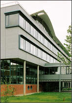 . Modern - Verwaltungsgebude der Stadtwerke in Reutlingen. 1990er Jahre (Matthias)