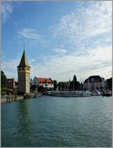 Hafenansicht von Lindau. Der Mangturm war als Leuchturm von 1180-1300 in Betrieb.
(20.09.2011)