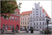 Ein Giebelhaus an der sdlichen Seite des Fischmarktes in Greifswald. Aufnahmedatum: 28.08.2005