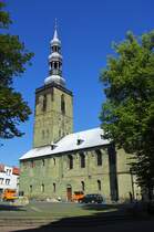 Soest, Ev. Pfarrkirche St. Petri, Gewlbebasilika, erbaut im 12. Jahrhundert 
(01.08.2011)