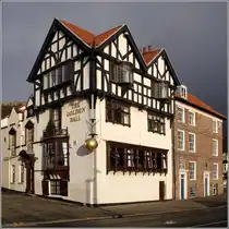  The Golden Ball  an der Sandside in Scarborough. 18.12.2011