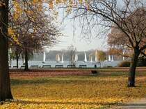 12.11.2011, ein schner Herbstag in Hamburg, Blick von der Strae  Schne Aussicht  auf die Auenalster,