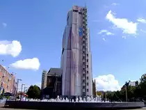 Die Grote-Kerk zu Arnhem, verbirgt sich hinter einem Bauger�st;110905