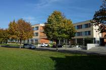 Hugstetten im Breisgau, das 2010 errichtete DRK-Seniorenzentrum und Pflegeheim, Okt.2011 