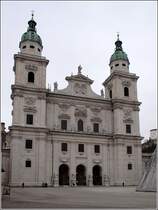 Der Salzburger Dom vom Domplatz. 17.01.2012