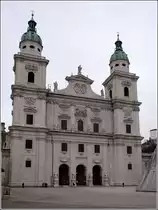 Der Salzburger Dom vom Domplatz. 17.01.2012