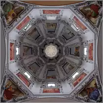 Blick in die Kuppel des Salzburger Doms. 17.01.2012