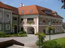 Pettenbach, Rathaus und Polizeistation (05.06.2011)