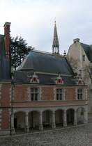 Schloss Blois:
Die Chapelle Saint-Calais
diente dem K�nigspaar zur privaten Andacht.