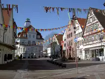 Giengen a. d. Brenz, Marktstra�e mit Postamt und links Tourismusb�ro (21.02.2012)
