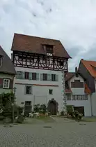 Rosenfeld, die 1244 erbaute alte Apotheke ist das �lteste erhaltene Steinhaus in S�ddeutschland, Juli 2011