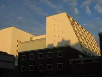 K�ln, Opernhaus im Abendlicht, Aufnahme vom 30.10.2006