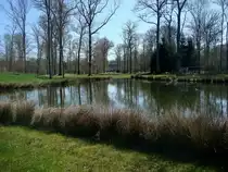 Umkirch bei Freiburg, der Queen-Auguste-Victoria-Park und das Hohenzollernschlo�, beides im Privatbesitz, M�rz 2011