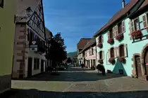 Bergheim, sch�ne alte Winzerh�user im Ortskern, Sept.2011