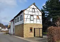 Wollersheim - altes sanierungsbed�rftiges Geb�ude - 09.03.2012