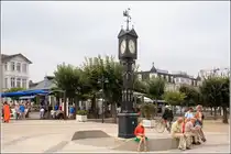 Ahlbeck, Jugendstiluhr auf der Promenade. 24.08.2005