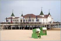 Ahlbeck, Gaststttenpavillon der historischen Seebrcke. 24.08.2005