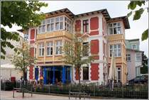 Ahlbeck, Villa in der Bderarchitektur der 3 Kaiserbder auf Usedom. 24.08.2005