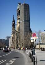 Berlin im Mrz 2005: Kaiser-Wilhelm-Gedchtniskirche am Breitscheidplatz / Kurfrstendamm.