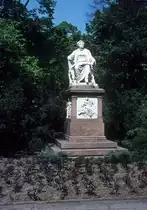 Fr�hling in Wien - am 1. Mai 1976: Stadtpark, Franz-Schubert-Denkmal (Carl Kundmann 1872).