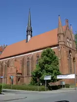 Neubrandenburg, St. Johannis Kirche, erbaut ab 1260 als Franziskanerklosterkirche, 
ab 1535 evangelisch (24.05.2012)