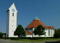 Schallstadt im Markgr�flerland, die katholische Kirche St.Blasius, Aug.2011
