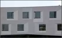 . NCT - Nationales Centrum f�r Tumorerkrankungen, Heidelberg - eigenwillige Fassade, 28.04.2011 (Matthias)