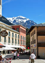 Berchtesgadener Innenstadt mit Bergblick - 26.04.2012