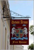 Teignmouth, Wirtshausschild des  Devon Arms . 28.05.2012
