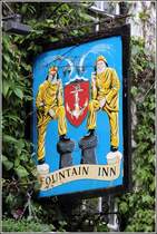 Mevagissey. Wirtshausschild des Fountain Inn. 31.05.2012