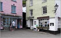 Polperro, kleine Geschftshuser. 31.05.2012