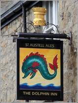 Penzance. Wirtshausschild des Dolphin Inn beim Hafen. 01.06.2012