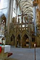 Halberstadt, der sptgotische Lettner von 1505 im Dom St.Stephanus und St.Sixtus, Mai 2012