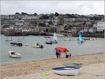 St. Ives, auch der Hafen hat einen Strand. 02.06.2012