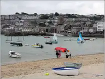 St. Ives, auch der Hafen hat einen Strand. 02.06.2012